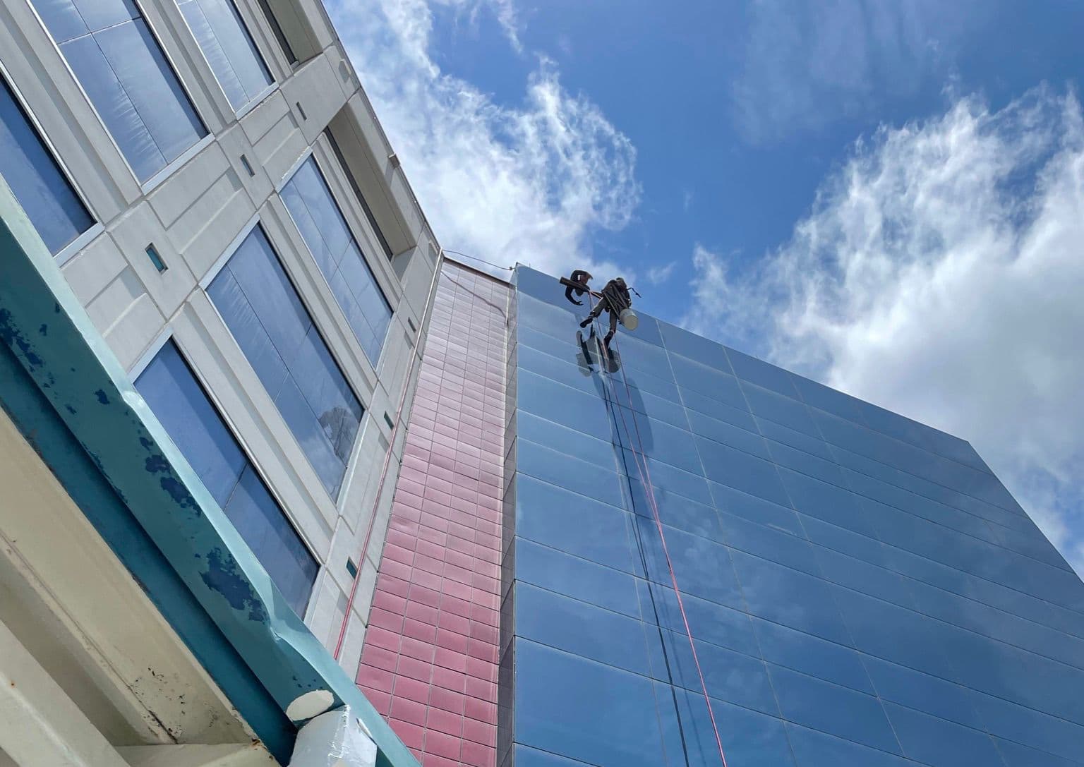 Rope-Access Facade Cleaning & Florida's SB 4-D: What Condo Boards Should Know